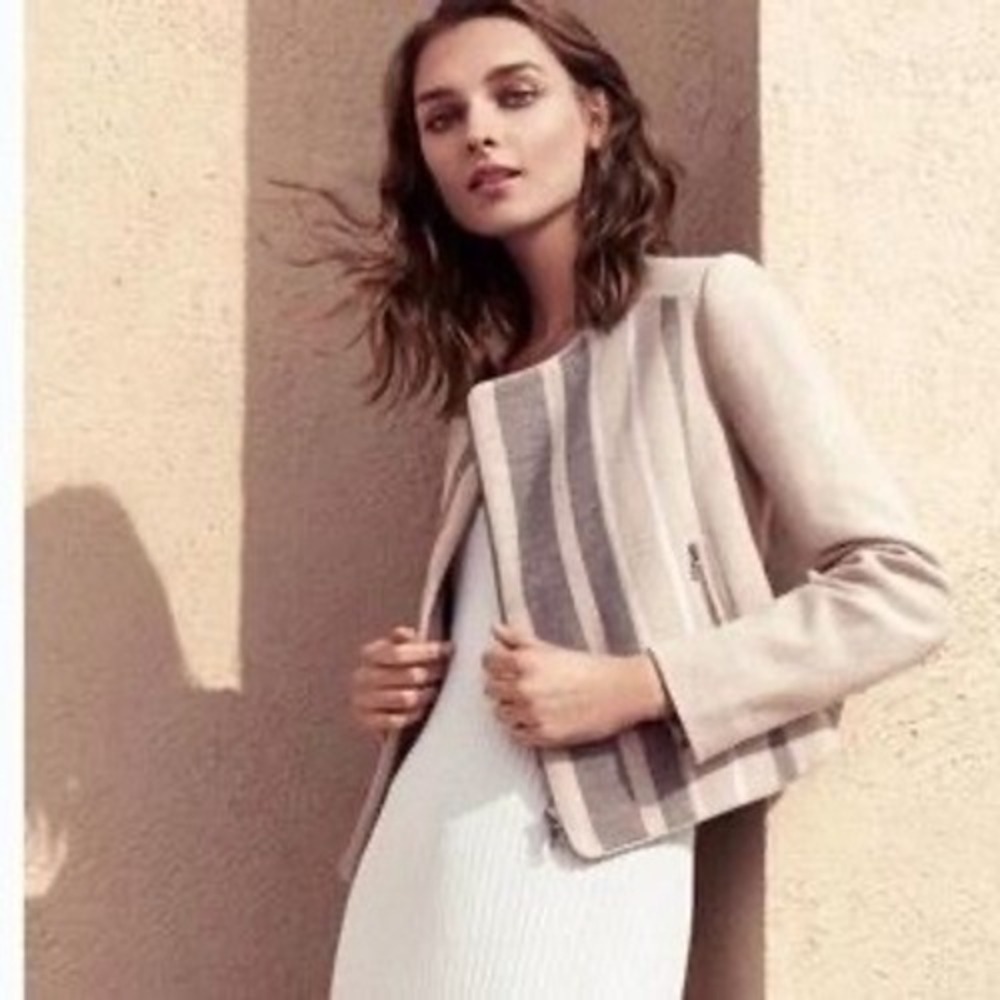 BCBG Max Azria‎ Tan Linen Holden
Moto Jacket Blazer M